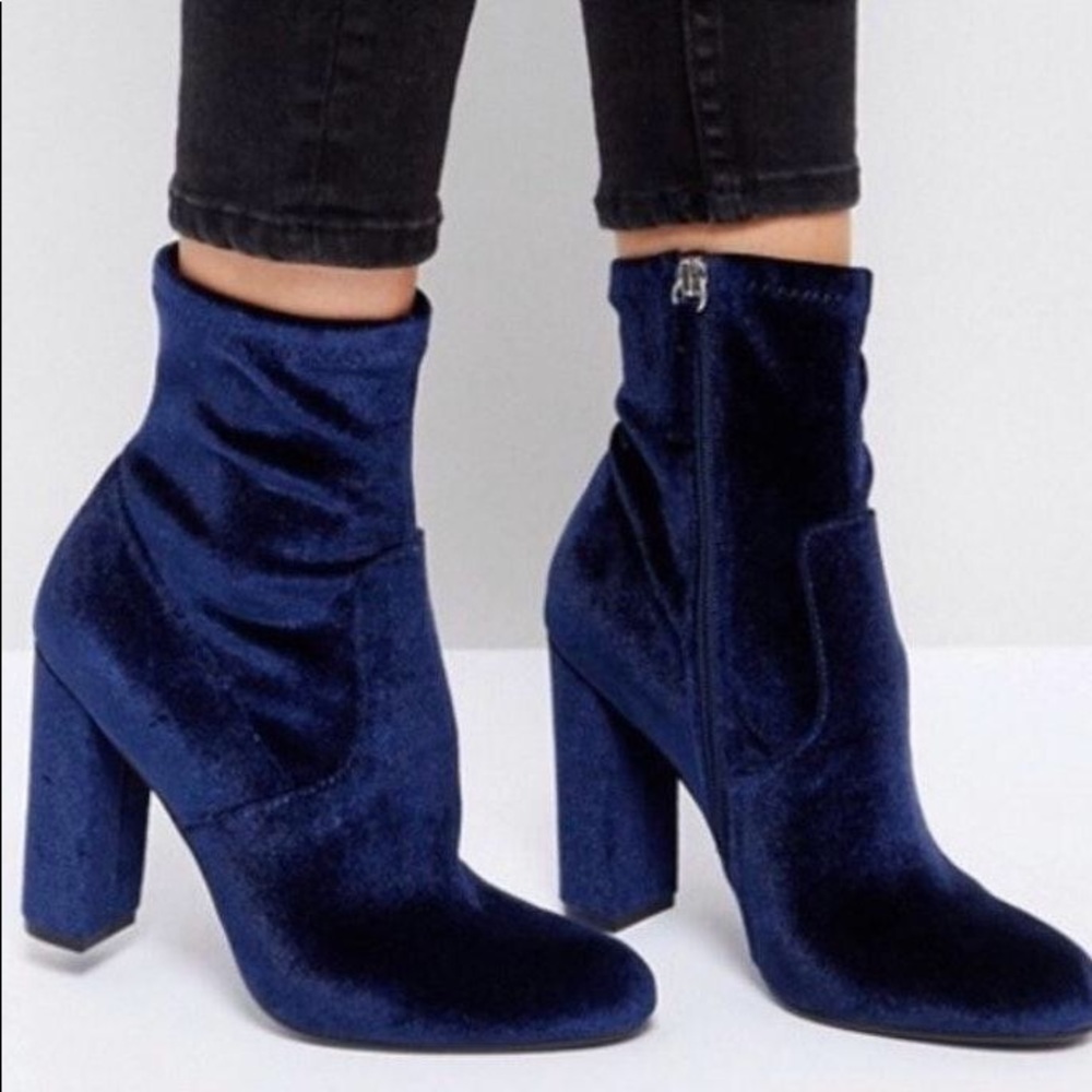 Steve Madden booties
